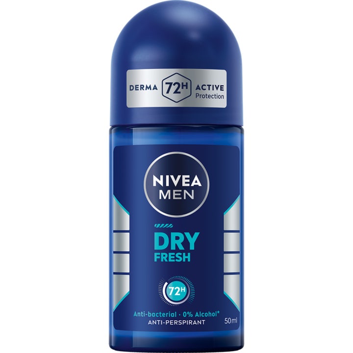 Nivea Men Dry Fresh 50ml anti-perspirant som gir 72 timers beskyttelse i en mørkeblå roll-on flaske med blå kork