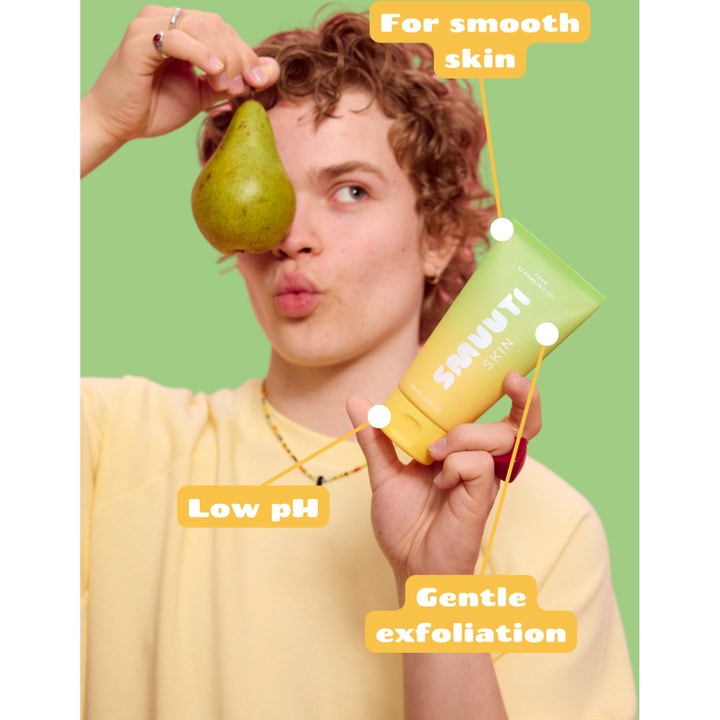 Smuuti Skin Pear Cleansing Gel 150 ml ansiktsrens for glatt hud i gul tube med lav pH og skånsom eksfoliering.