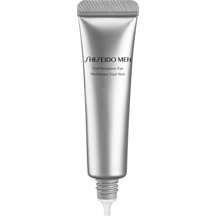Shiseido Men Total Revitalizer Eye 15 ml oppstrammende øyekrem i sølvfarget tube for menn