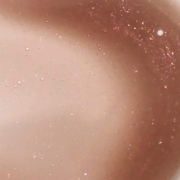 Glossy Lip Treat