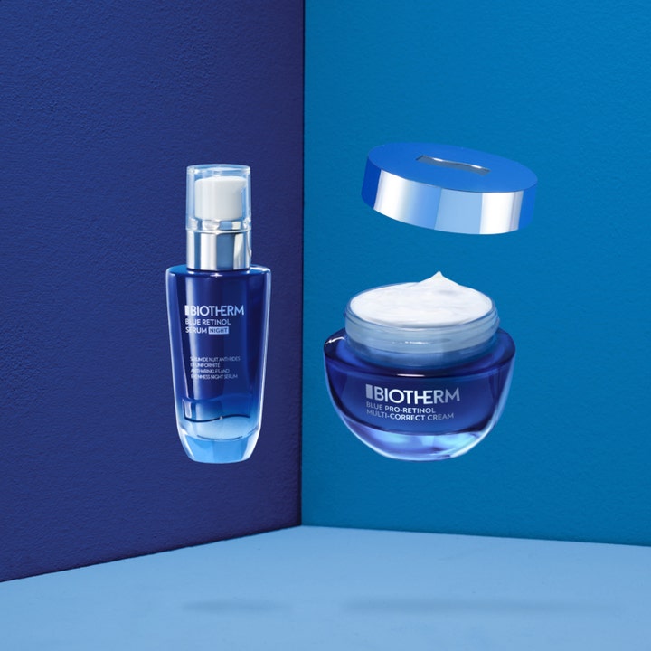 Biotherm Blue Pro-Retinol 50 ml fuktighetskrem i blå krukke med hvit tekstur ved siden av Blue Retinol nattserum