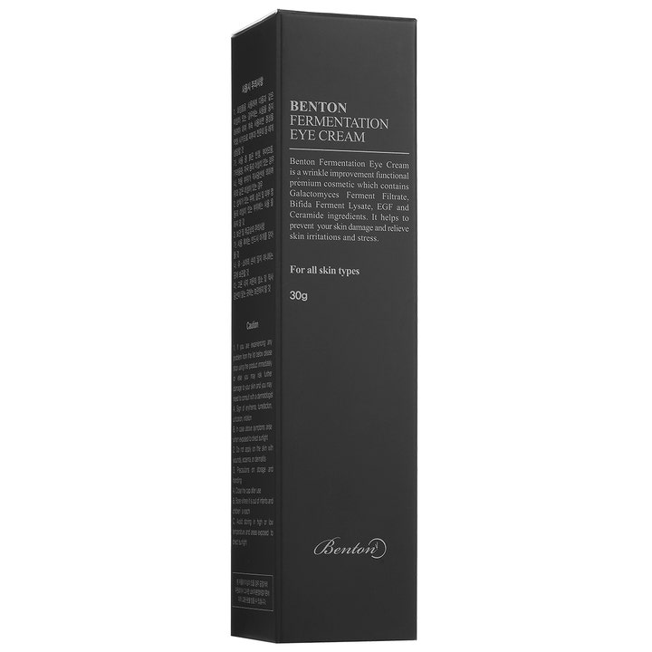 Benton Fermentation Eye Cream 30 g fuktighetsgivende øyekrem i svart eske med hvit tekst som motvirker rynker
