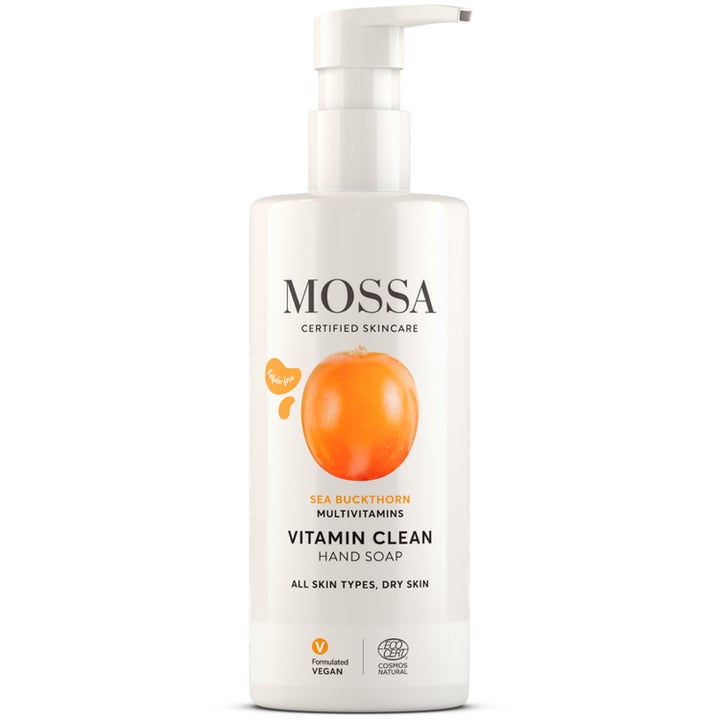 Mossa Vitamin Clean Hand Soap 300 ml pleiende håndsåpe i hvit pumpeflaske med bilde av tindvedbær