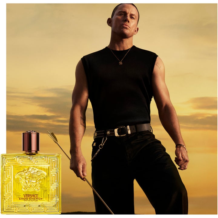 Versace Eros Energy After Shave Balm 100 ml pleiende after shave med mann i solnedgang og gul flaske