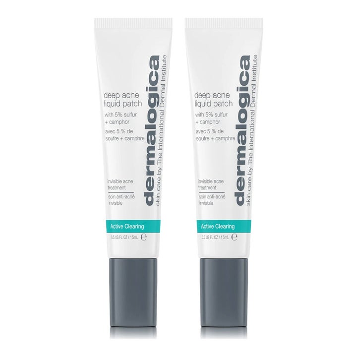 Dermalogica Deep Acne Liquid Patch 15ml mot kviser i to hvite tuber med grått lokk og turkis stripe.