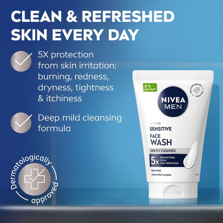 Nivea Men Sensitive Face Wash 100 ml beroligende ansiktsrens i hvit tube med vindu som viser klar rensegel.