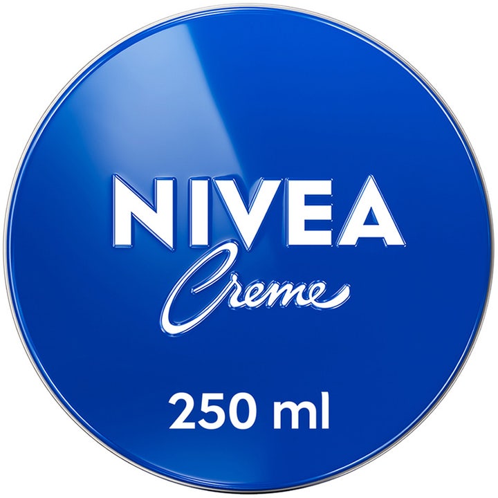 Nivea Creme 250 ml fuktighetsgivende universalkrem i ikonisk blå rund metallboks med hvit logo og sølvkant.