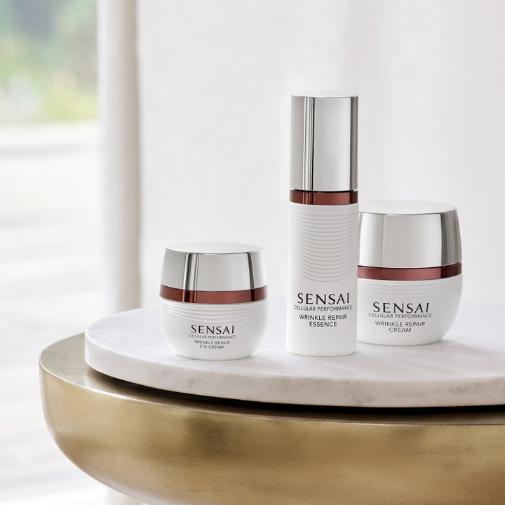 Sensai Cellular Performance Wrinkle Repair Cream 40 ml rynkereduserende ansiktskrem i hvit krukke med sølvlokk