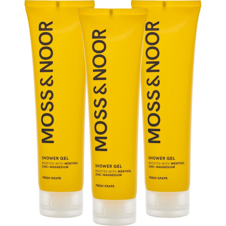 Moss & Noor Shower Gel 3-pakning oppfriskende kroppsvask med mentol og sink i tre gule tuber med hvite korker