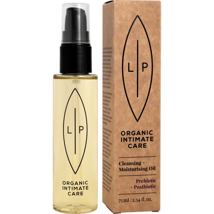 LIP Organic Intimate Care 75 ml fuktighetsgivende intimolje i klar flaske med gyllen olje og brun pappeske.
