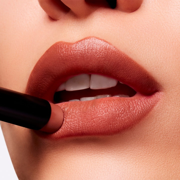 Powder Kiss Velvet Blur Slim Stick