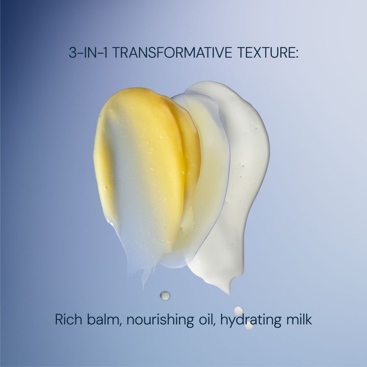 Elemis Pro-Collagen Cleansing Balm 100 g ansiktsrens viser tekstur fra balm til olje og melk.