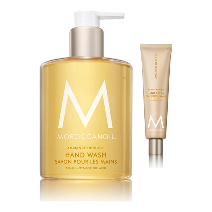 Moroccanoil Ambiance de Plage Hand Wash & Hand Cream sett med pleiende arganolje i gyllen pumpeflaske og beige tube.