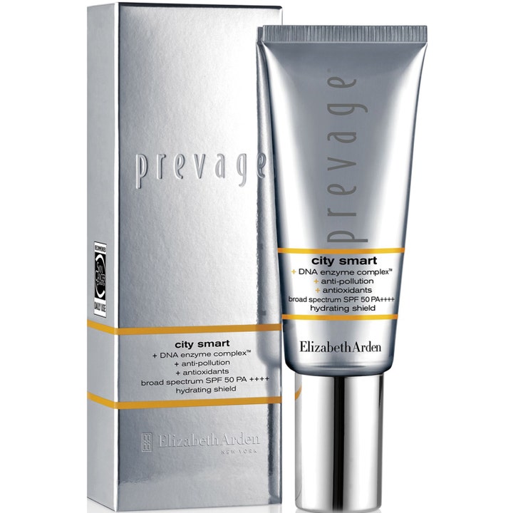 Elizabeth Arden Prevage City Smart SPF 50 beskyttende ansiktskrem mot forurensning i sølvfarget tube og eske.