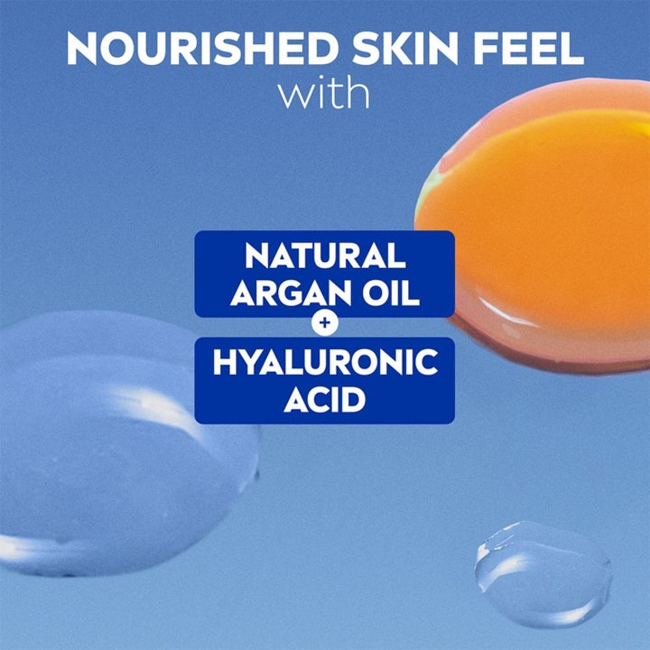 NIVEA Cleansing Cream Caring 150 ml ansiktsrens gir fukt med naturlig arganolje og hyaluronsyre dråper