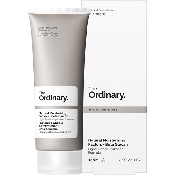 The Ordinary Natural Moisturizing Factors + Beta Glucan 100 ml fuktighetskrem i grå tube og hvit eske