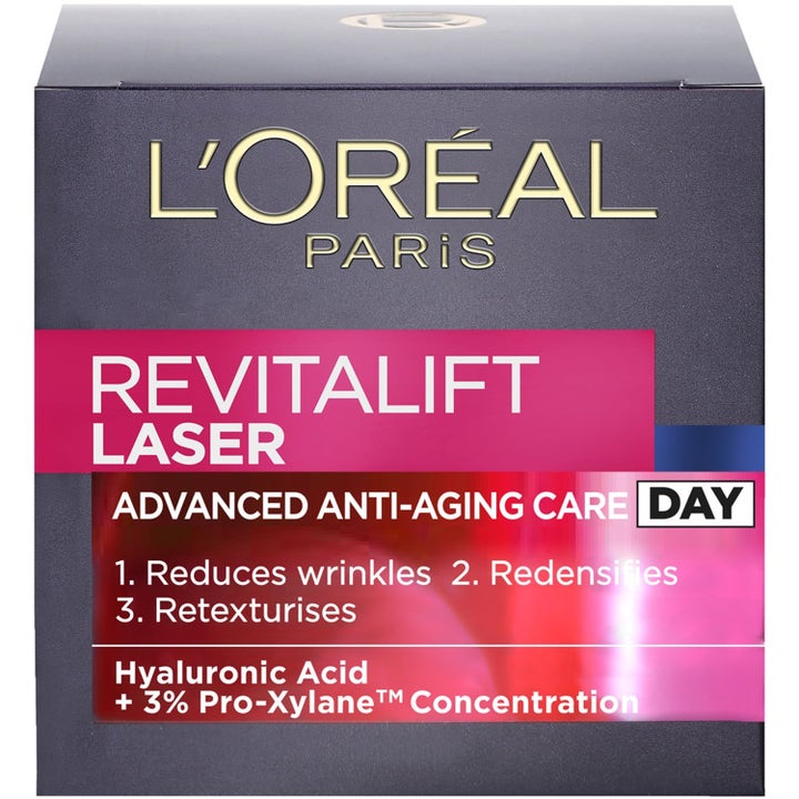 L'Oréal Paris Revitalift Laser 80 ml sett med rød dagkrem og blått nattserum med retinol som glatter ut rynker.