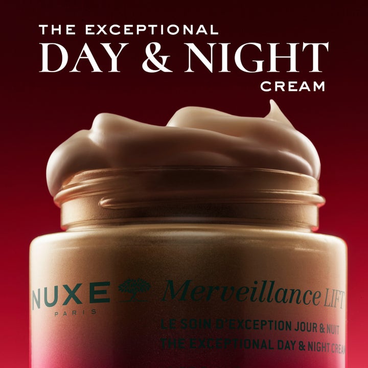 Nuxe Merveillance Lift Exceptional Cream 75 ml oppstrammende ansiktskrem i rosegull krukke med fyldig beige tekstur.