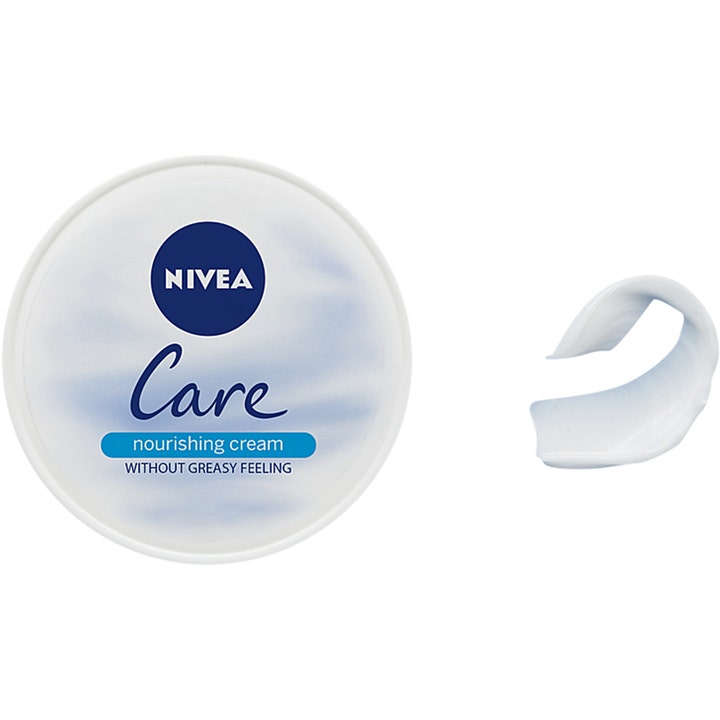 NIVEA Care Nourishing 200 ml fuktighetskrem i hvit krukke med en prøve av den lette, hvite teksturen ved siden av.