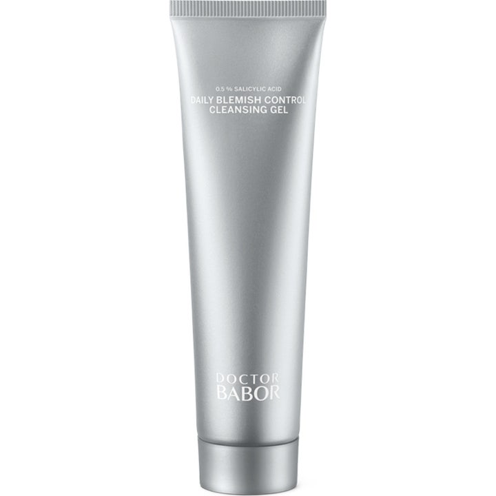 Doctor Babor Daily Blemish Control Cleansing Gel ansiktsrens med salisylsyre i en matt sølvfarget tube