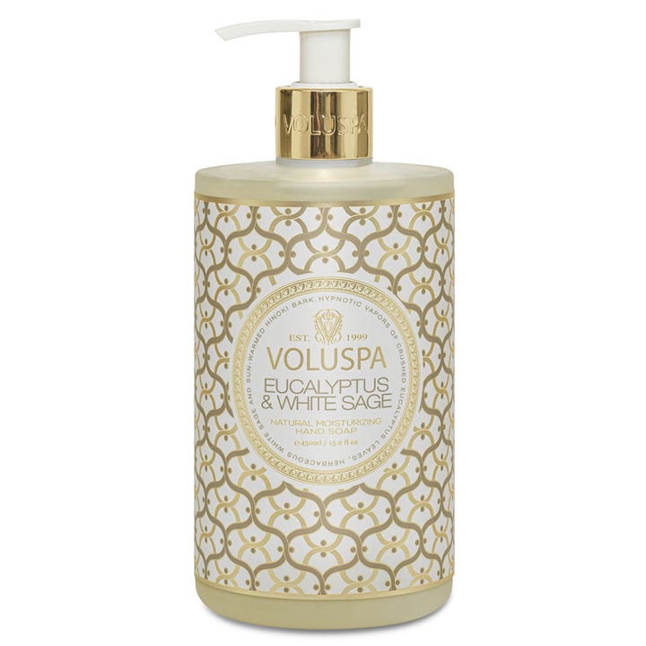 Voluspa Eucalyptus & White Sage 450 ml fuktighetsgivende håndsåpe i flaske med gullmønster og hvit pumpe