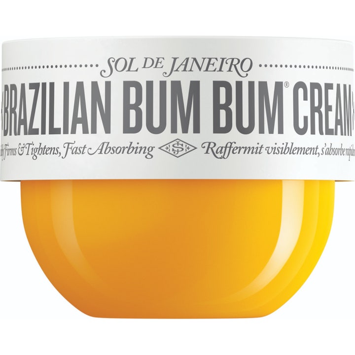 Sol de Janeiro Brazilian Bum Bum Cream oppstrammende kroppskrem i gul krukke med hvitt lokk og guaranáekstrakt