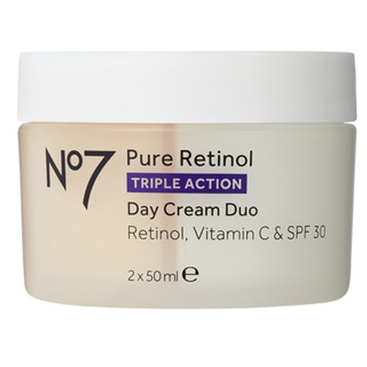 No7 Pure Retinol Triple Action Day Cream Duo 2x50ml dagkrem med SPF 30 i en frostet glasskrukke med hvitt lokk