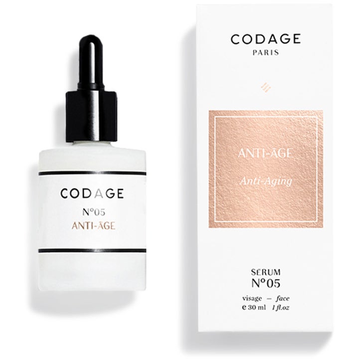 Codage Anti-Age Serum No 05 30 ml ansiktsserum i frostet glassflaske med pipette ved siden av hvit eske.