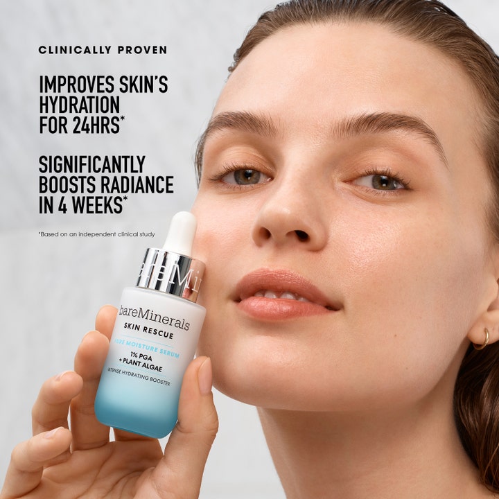bareMinerals Skin Rescue Pure Moisture Serum 30 ml fuktighetsgivende serum vist med modell for økt glød.