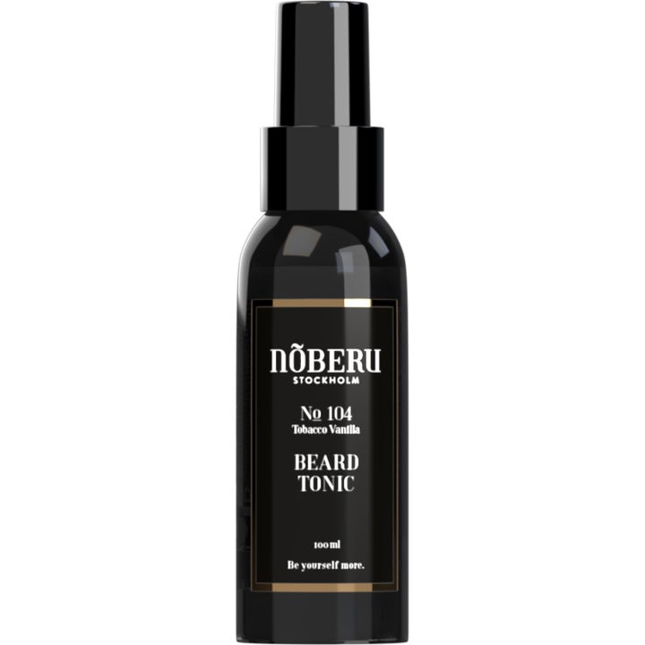 Nõberu Beard Tonic No 104 Tobacco Vanilla 100 ml skjeggpleie for volum i en svart sprayflaske med gullkantet etikett