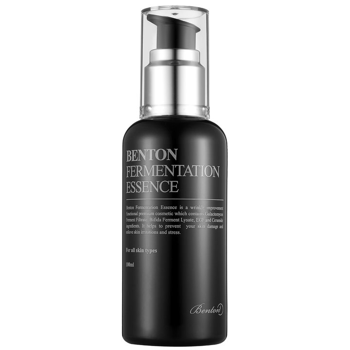 Benton Fermentation Essence 100ml fuktighetsgivende ansiktsserum i elegant sort flaske med sølvpumpe
