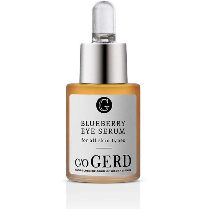 C/O Gerd Blueberry Eye Serum 10 ml pleiende øyeserum i en frostet glassflaske med sølvkork og pipette.