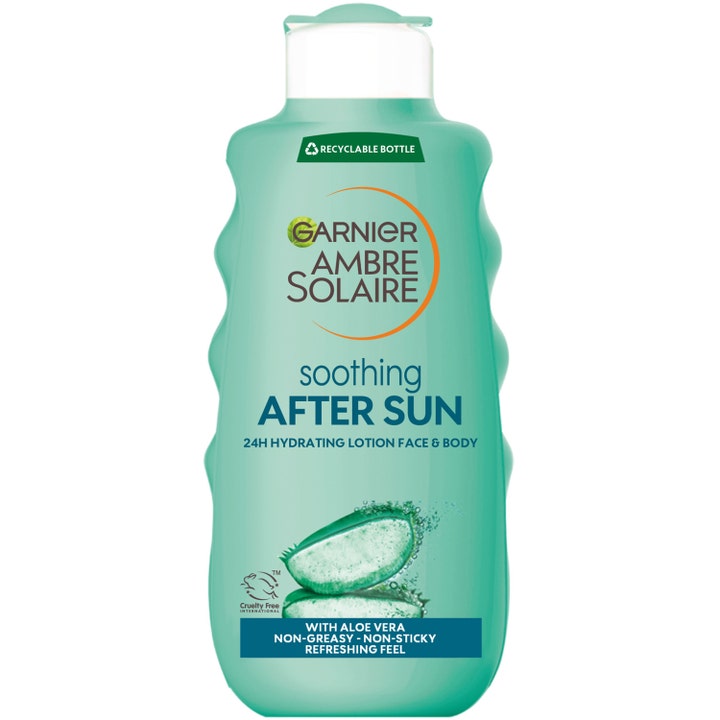 Garnier Ambre Solaire Soothing After Sun 400 ml fuktighetskrem i turkis flaske med beroligende aloe vera.