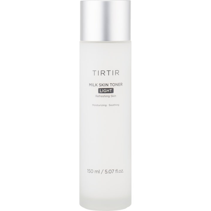 TIRTIR Milk Skin Toner Light 150 ml fuktighetsgivende ansiktstoner i en frostet hvit flaske med sølvfarget kork