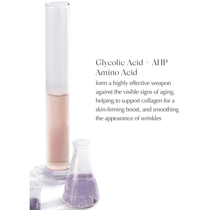 Exuviance Glycolic Expert Moisturizer 50 ml ansiktskrem med glykolsyre og aminosyrer i laboratorieglass.