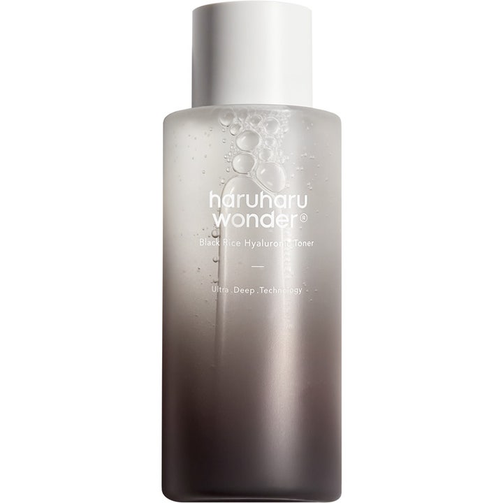 Haruharu Wonder Black Rice Hyaluronic Toner 150 ml fuktighetsgivende ansiktsvann i lilla tonet flaske
