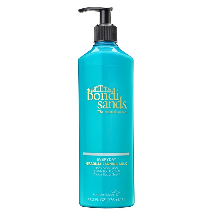 Bondi Sands Everyday Gradual Tanning Milk 375 ml fuktighetsgivende selvbruning i en turkis plastflaske med svart pumpe
