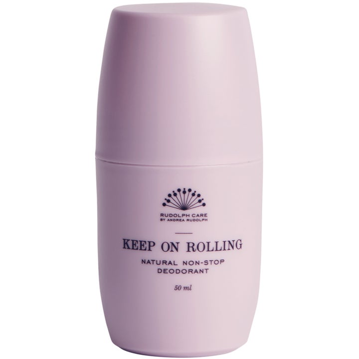 Rudolph Care Keep On Rolling 50 ml naturlig deodorant som motvirker lukt i en lys lilla oval roll-on-flaske