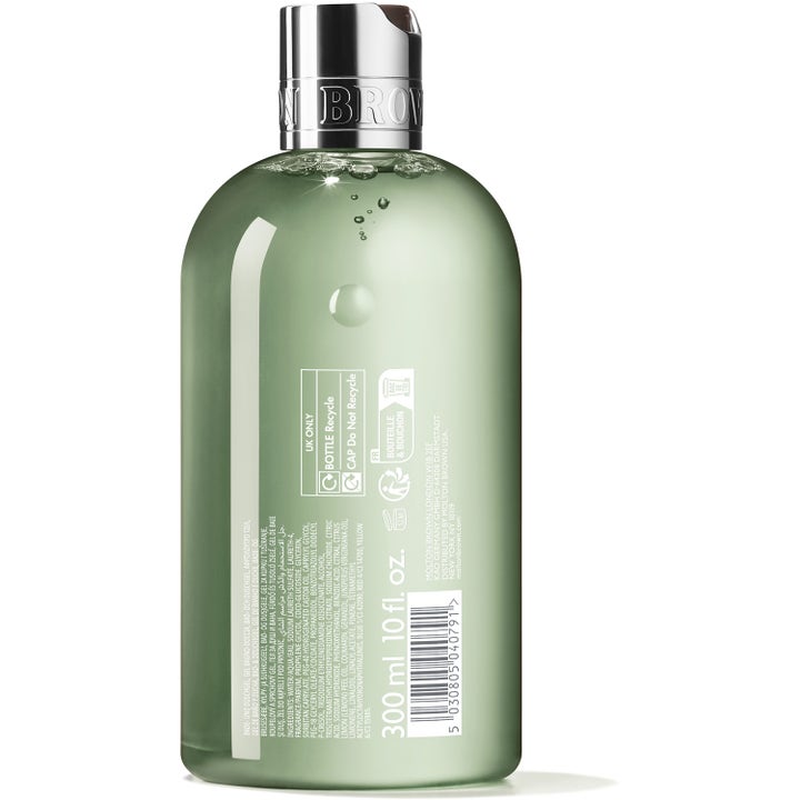 Molton Brown Tea Ceremony Bath & Shower Gel 300 ml oppfriskende dusjsåpe viser baksiden med ingredienser og symboler