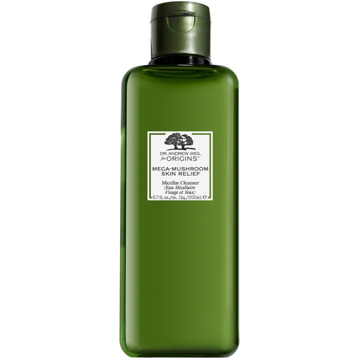 Origins Mega-Mushroom Micellar Cleanser 200ml beroligende ansiktsrens i en mørkegrønn flaske med hvit kvadratisk etikett