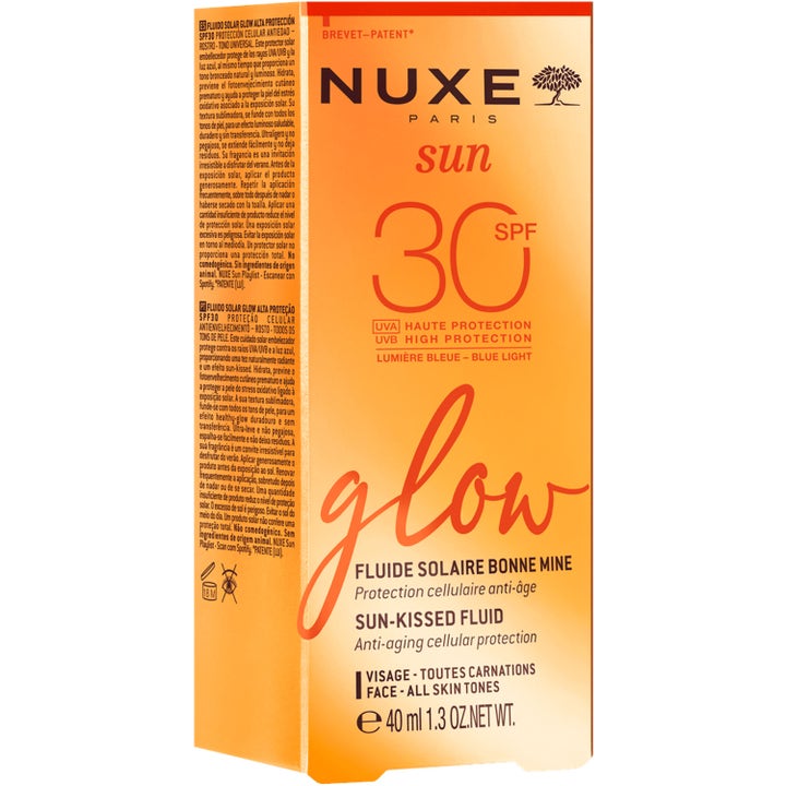 Nuxe Sun-Kissed Fluid 40 ml anti-aging solkrem med SPF 30 som beskytter mot blått lys i oransje ytteremballasje