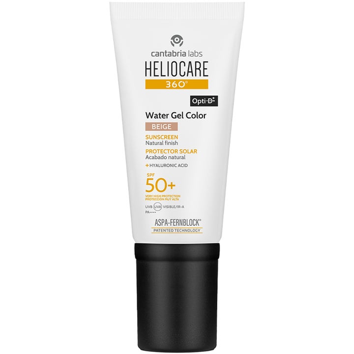 Heliocare 360 Water Gel Color Beige SPF 50+ farget solkrem i hvit tube med sort lokk som gir fukt.