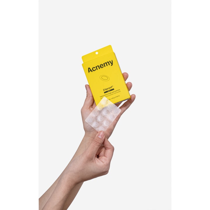 Niche Beauty Lab Acnemy Zitproof Spot 36 stk kviselapper i gul eske som motvirker urenheter.
