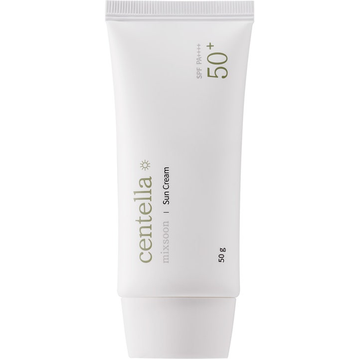 Mixsoon Centella Sun Cream 50 g beroligende solkrem gir SPF 50+ beskyttelse i en stilren hvit tube