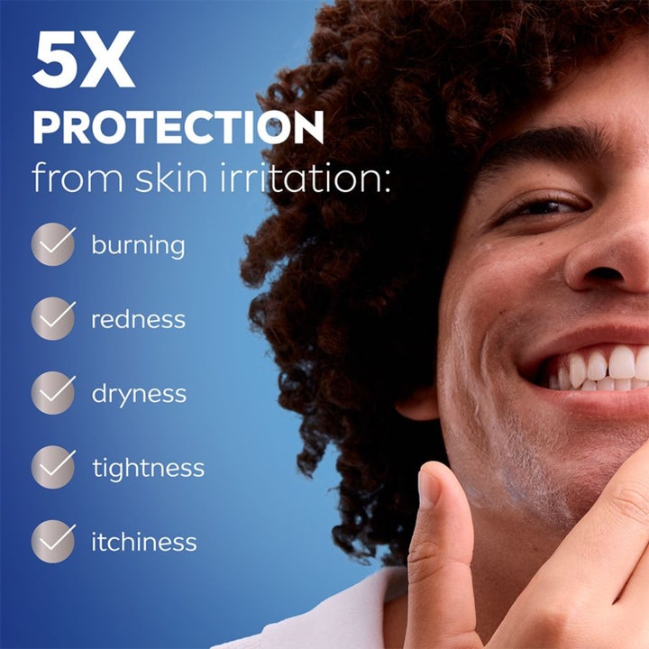 NIVEA MEN Sensitive After Shave Balm 100 ml lindrende aftershave som gir 5X beskyttelse mot irritasjon