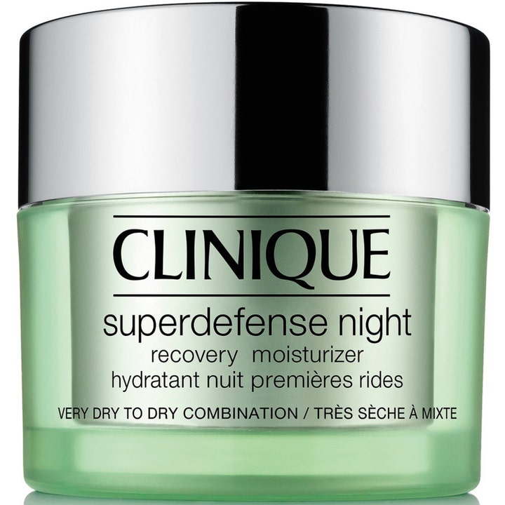 Clinique Superdefense Night Recovery Moisturizer nattkrem i lysegrønn krukke med sølvlokk som gir fukt til tørr hud