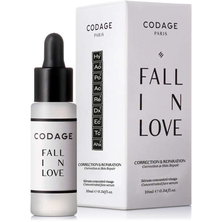 Codage Paris Fall In Love 10 ml revitaliserende ansiktsserum i frostet glassflaske ved siden av hvit eske