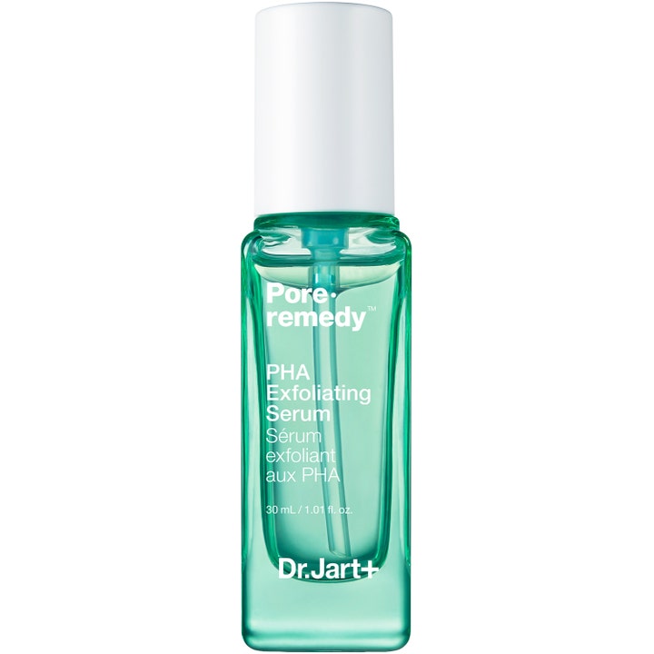 Dr. Jart+ Pore Remedy PHA Exfoliating Serum 30 ml minsker porer i en grønn gjennomsiktig flaske med hvit kork