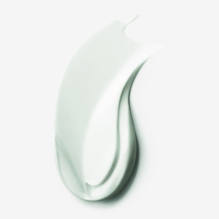 Estée Lauder DayWear Anti-Oxidant Creme 30 ml fuktighetsgivende dagkrem med en glatt, lysegrønn tekstur.