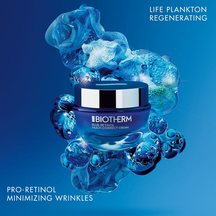 Biotherm Blue Pro-Retinol 50 ml fuktighetsgivende ansiktskrem mot rynker i blå glasskrukke med sølvlokk og vannbobler.